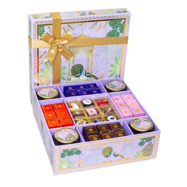 The Peacock Grandeur Box